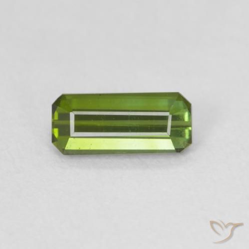 0.66ct 자연스러운 황록색 전기석, 에메랄드 컷, VVS