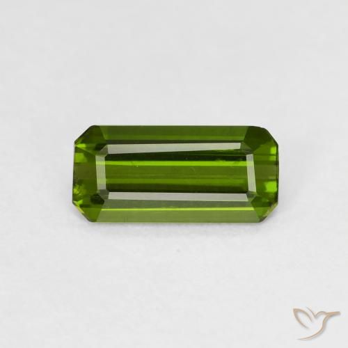 0.88ct 자연스러운 딥그린 전기석, 에메랄드 컷, VS-SI