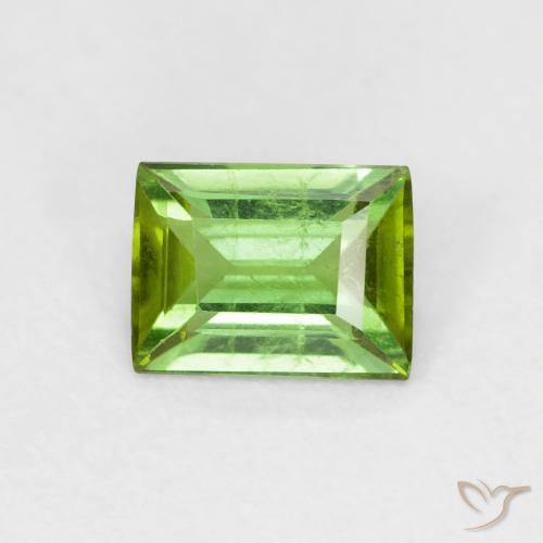 0.66ct 자연스러운 미디엄 그린 전기석, 바게트, VS-SI