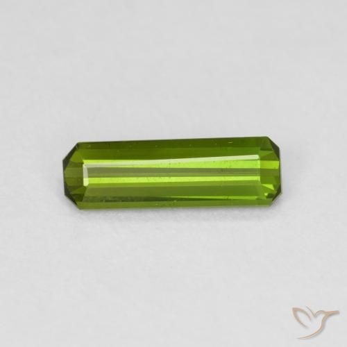 0.66ct 자연스러운 포레스트 그린 전기석, 에메랄드 컷, VVS