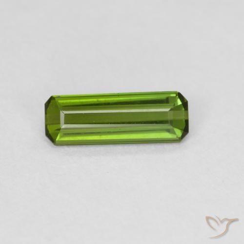0.60ct 자연스러운 딥그린 전기석, 에메랄드 컷, VVS