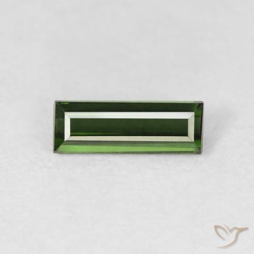 0.64ct 자연스러운 포레스트 그린 전기석, 바게트, VVS