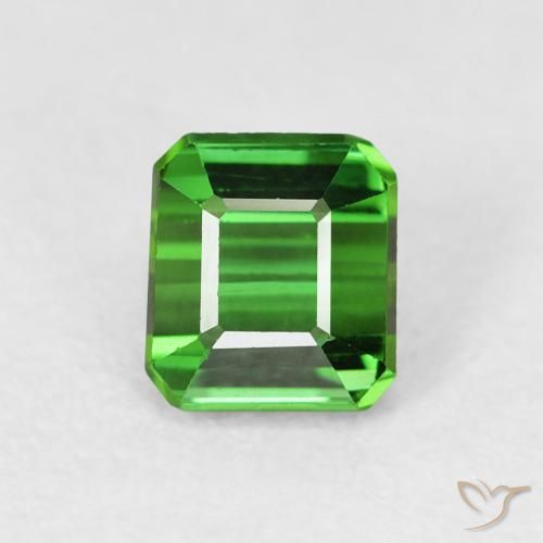 0.91ct 자연스러운 녹색 전기석, 에메랄드 컷, VVS-VS