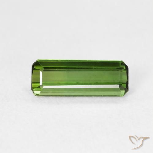 0.69ct 자연스러운 미디엄 그린 전기석, 에메랄드 컷, VVS-VS