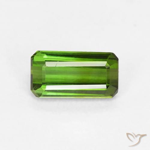0.68ct 자연스러운 포레스트 그린 전기석, 에메랄드 컷, VVS-VS