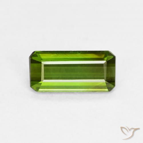 0.73ct 자연스러운 짙은 녹색 전기석, 에메랄드 컷, VVS