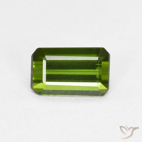 0.74ct 자연스러운 포레스트 그린 전기석, 에메랄드 컷, VVS