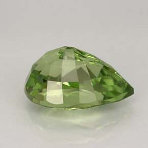 4.25캐럿 천연 그린 차보라이트 가넷, 배 모양, 11.8×8.1 mm, VVS-VS