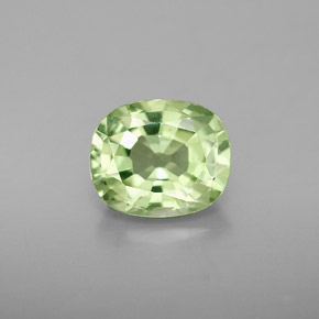 2.62캐럿 천연 그린 차보라이트 가넷, 쿠션 컷, 9.2×7.6 mm, VS