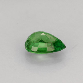 0.70캐럿 천연 크롬 그린 차보라이트 가넷, 배 모양, 6.3×5 mm, SI