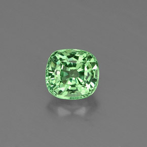 0.53캐럿 천연 그린 차보라이트 가넷, 쿠션 컷, 4.6×4.4 mm, VVS-VS