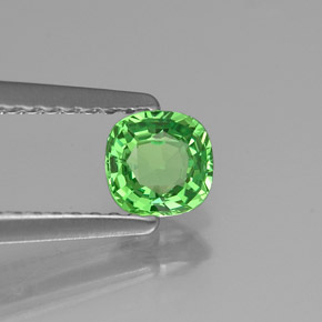 0.48캐럿 천연 그린 차보라이트 가넷, 쿠션 컷, 4.7×4.6 mm, VVS-VS