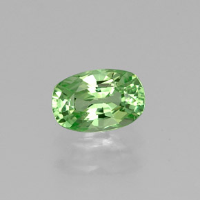 0.54캐럿 천연 그린 차보라이트 가넷, 쿠션 컷, 5.9×4 mm, VVS-VS