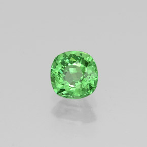0.48캐럿 천연 그린 차보라이트 가넷, 쿠션 컷, 4.6×4.6 mm, VS
