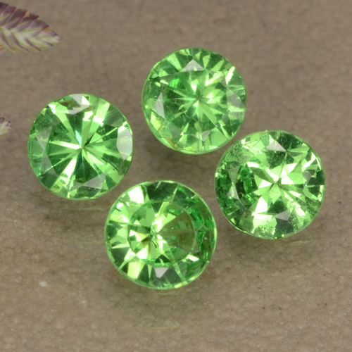 0.85캐럿 천연 생기 있는 그린 차보라이트 가넷 보석, 라운드 컷, 3.90 mm, VS