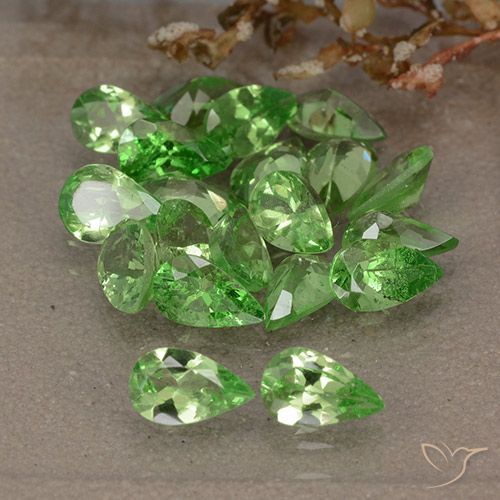 4.77캐럿 천연 생기 있는 그린 차보라이트 가넷 보석, 배 모양, 5.2×3.2 mm, VS