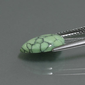 2.41캐럿 천연 옐로우 그린 터키석, 배 모양, 12.8×9 mm, 불투명체