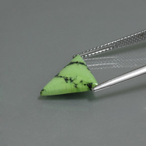 2.47캐럿 천연 옐로우 그린 터키석, 트릴리언, 15.3×10.9 mm, 불투명체