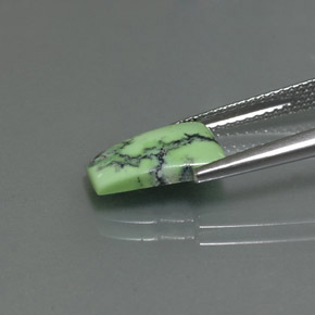 1.99캐럿 천연 옐로우 그린 터키석, 멋진 모양, 11.2×8.6 mm, 불투명체