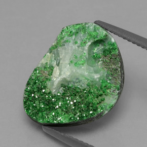 8.99캐럿 천연 그린 우바로바이트 드루지, 멋진 모양, 15.3×12.5 mm, 불투명체