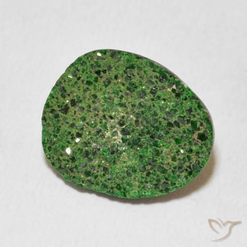 7.35캐럿 천연 Deep Earthy Green 우바로바이트 가넷 드루시, 팬시한, 불투명체