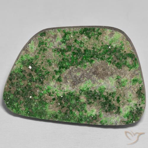 78.55ct 자연스러운 파인 그린 우바로바이트 가넷 드루시, 팬시한, 불투명체