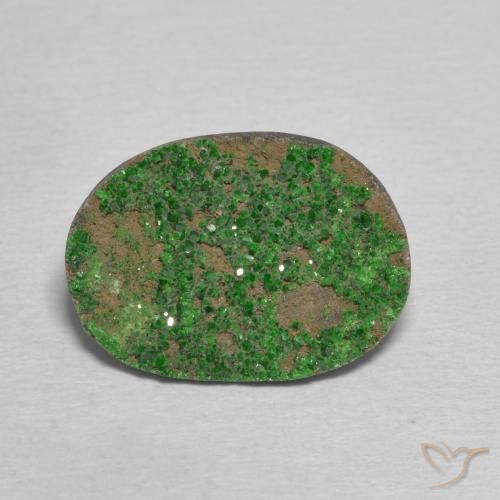 8.32ct 자연스러운 딥그린 우바로바이트 가넷 드루시, 팬시한, 불투명체