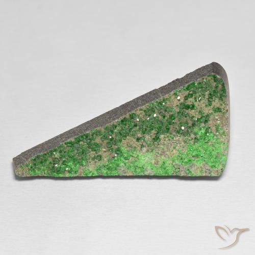 51.09ct 자연스러운 녹색 우바로바이트 가넷 드루시, 팬시한, 불투명체