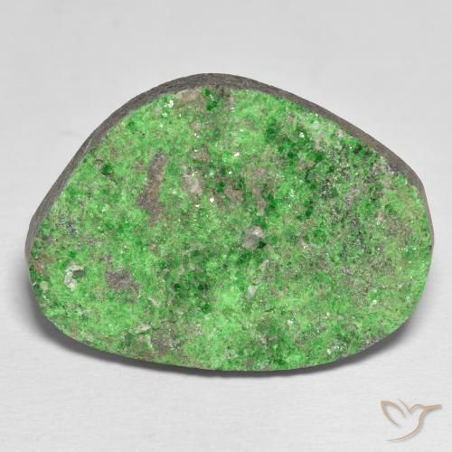 48.09ct 자연스러운 미디엄 그린 우바로바이트 가넷 드루시, 팬시한, 불투명체
