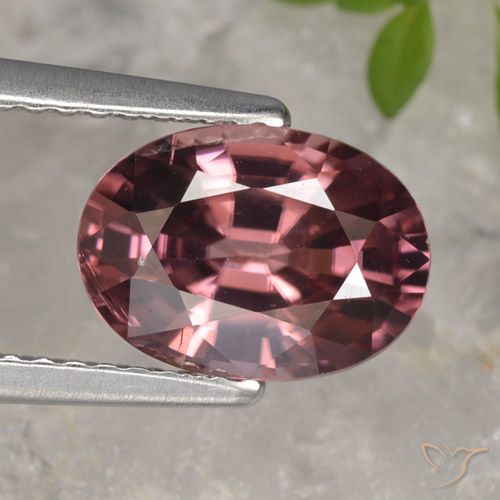 2.96ct 자연스러운 딥 레드 지르콘, 타원형, VVS-VS