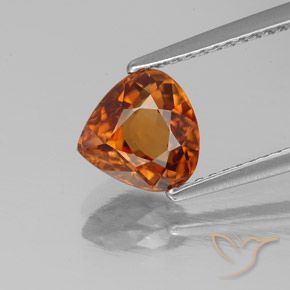 2.05ct 자연스러운 붉은 오렌지 지르콘, 배 모양, VVS