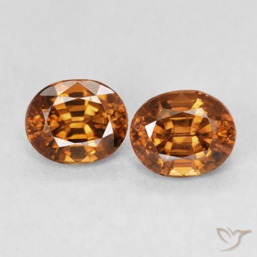 2.22ctw 자연스러운 Medium Dark-Orange 지르콘, 타원형, VS