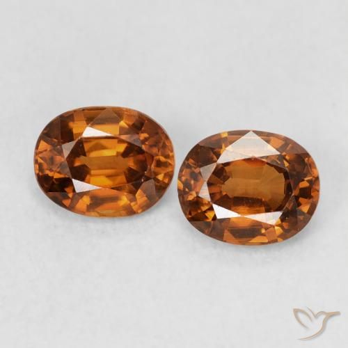 1.18ctw 자연스러운 Medium Dark-Orange 지르콘, 타원형, VVS